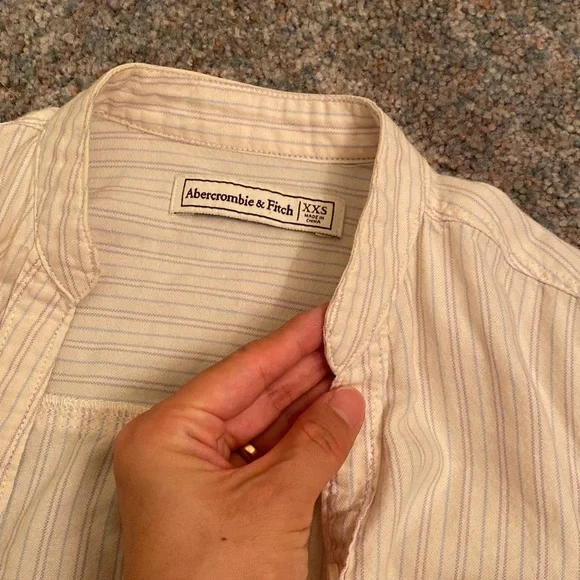 Abercrombie fitch women strip off white long sleeve button down shirt XXS - Picture 6 of 6